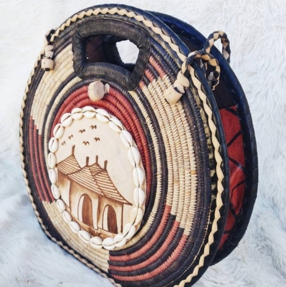 Wicker Round Rattan Bag - Picture 2 of 3